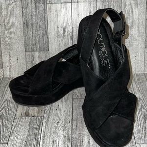 The cutest black suede wedge!